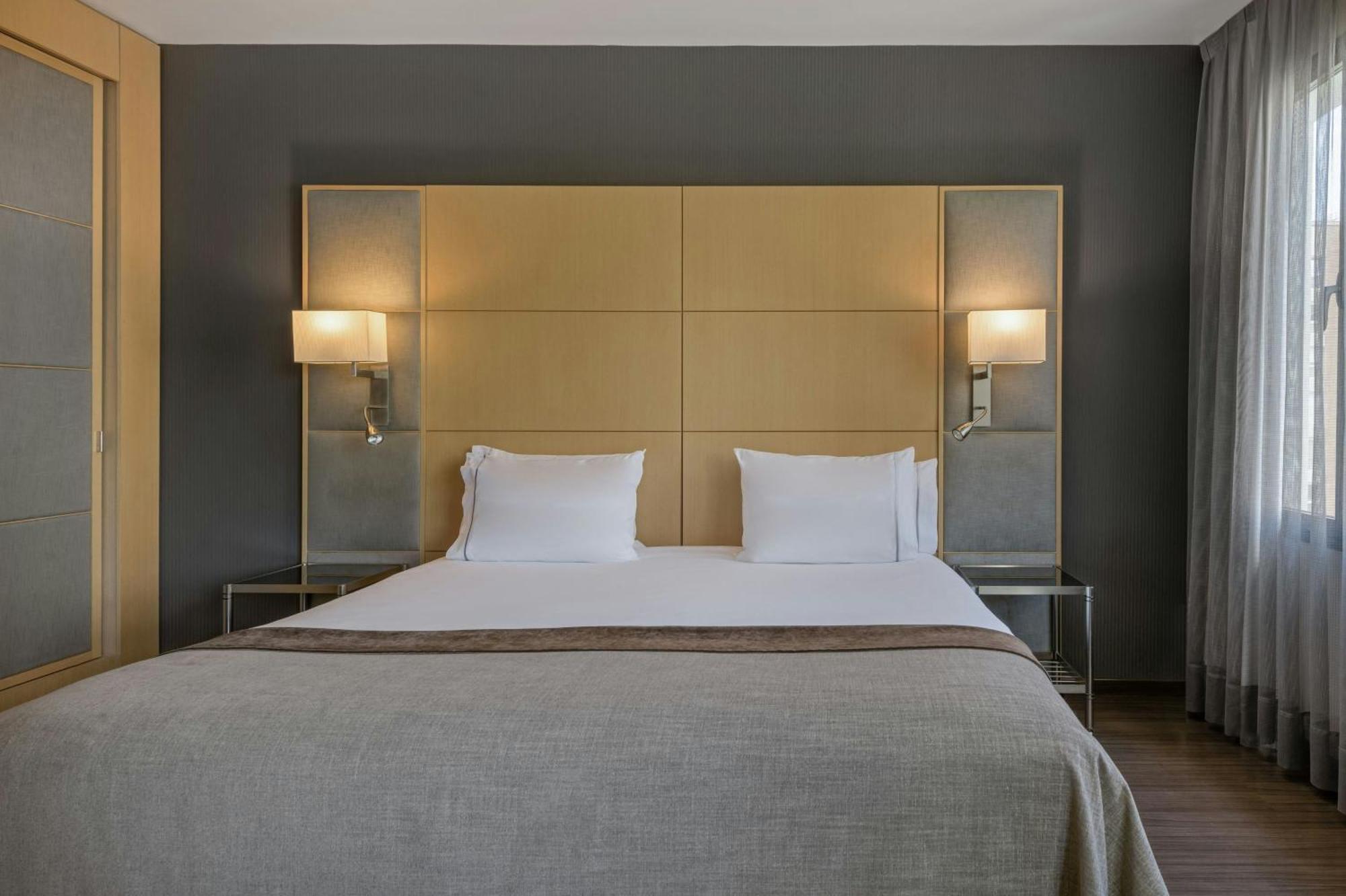 Ac Hotel Victoria Suites By Marriott Barcelona Exterior photo
